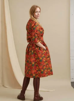 Outlet Cynthia - Red Apple Orchard Women Dresses | Tea Towels
